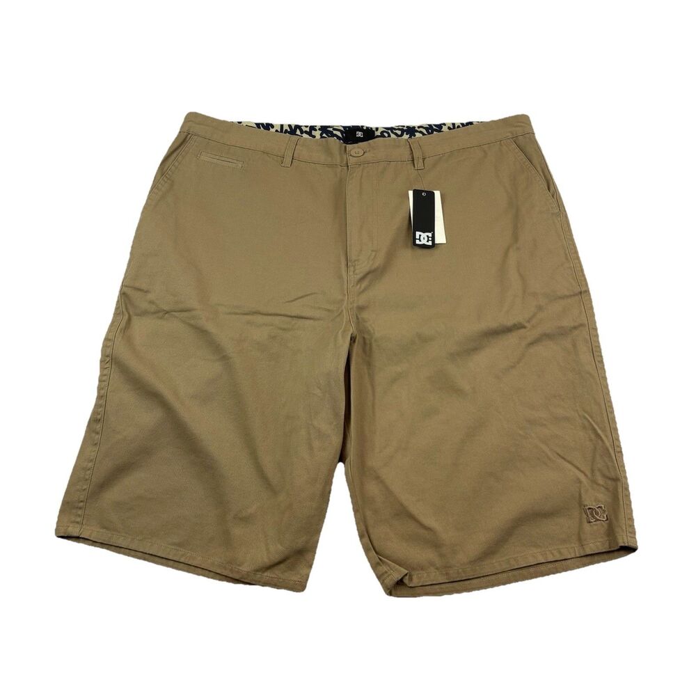 NWT Vintage DC Shoes Chino 1.0 Shorts Mens 38 Khaki